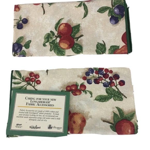 Retired LONGABERGER Fruit Medley Fabric Napkins/Table Linens 4 Total